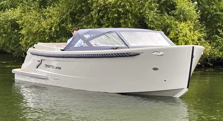 Foto von der Corsiva 800 Tender